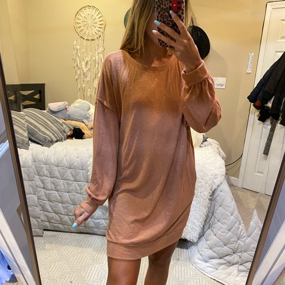 Vici tan sweater dress - Picture 2 of 4